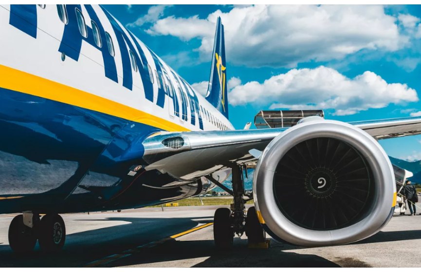 Ritardo volo Ryanair da Bari a Pisa